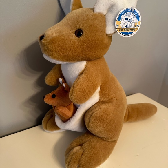 Plush Kangaroo With Joey- Oz Friends Australia -NWT - Picture 3 of 6